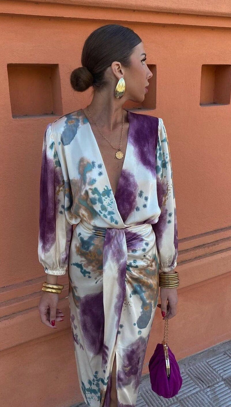 Clara™ | Elegant Silk Dress with V-Neck