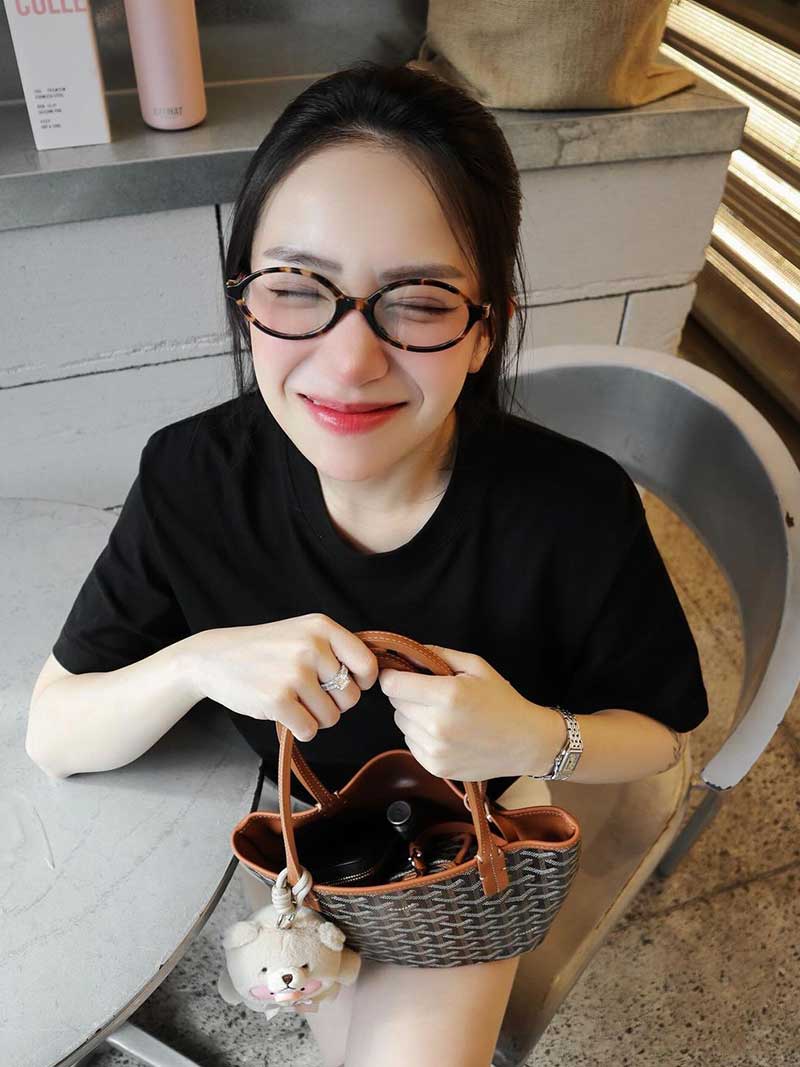 Laurienne™ | Elegant Oval Glasses