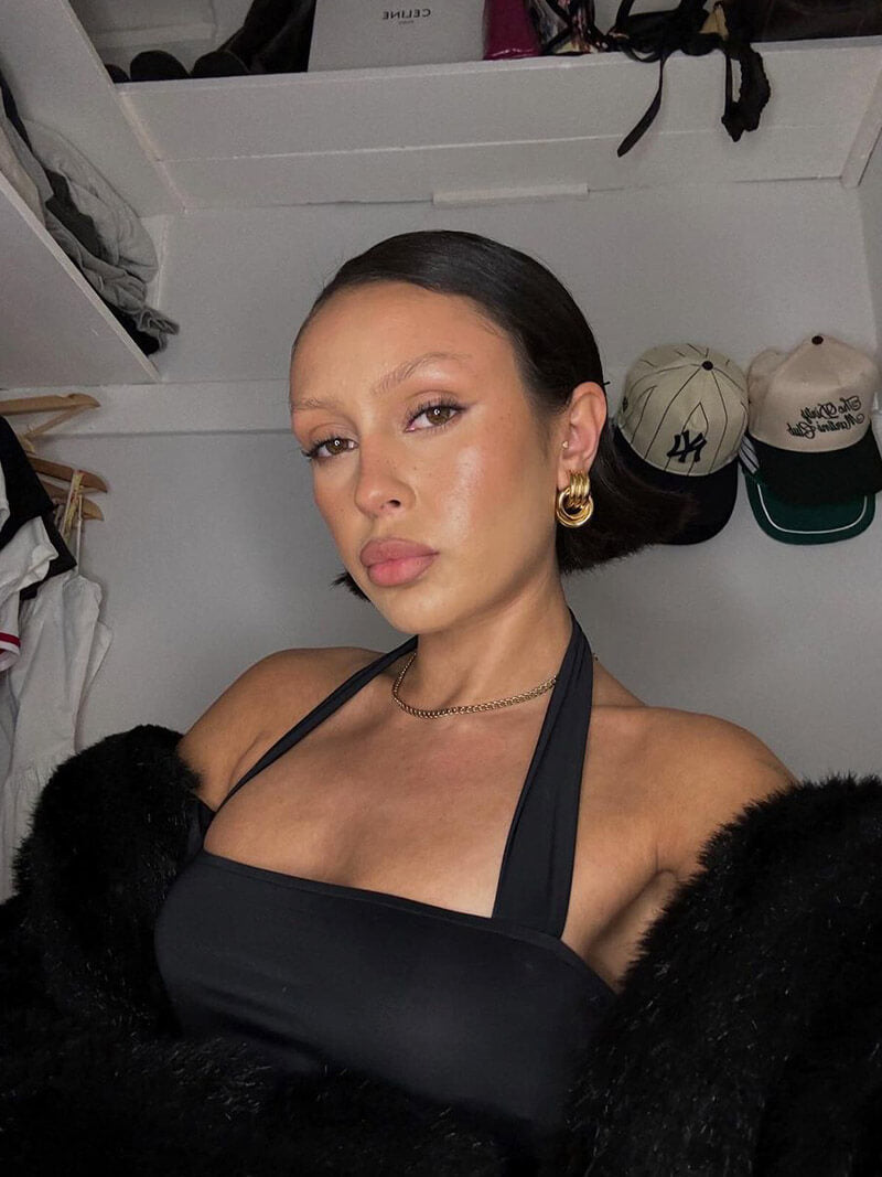 Laurienne™ | Mini Knot Earrings