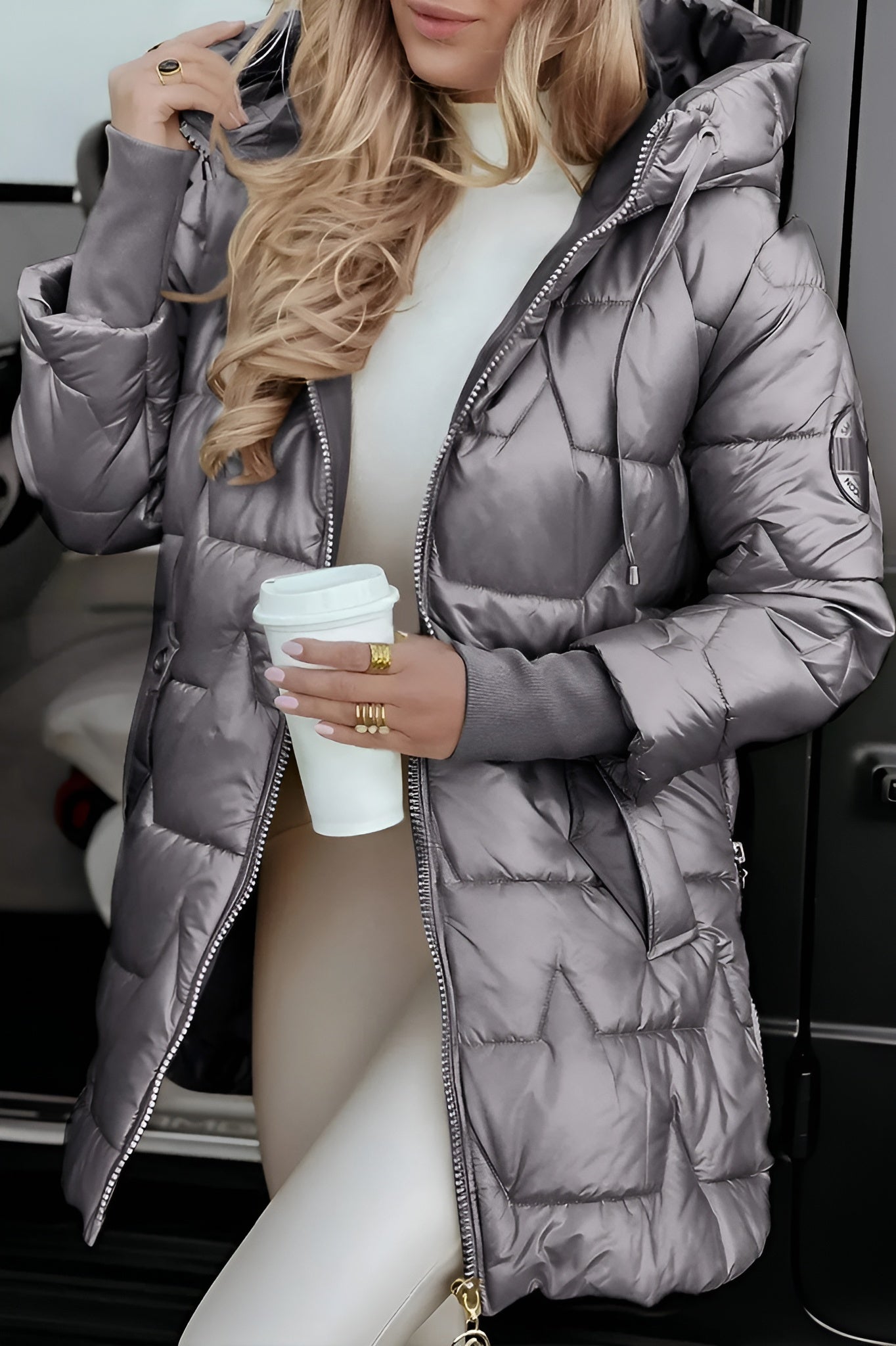 Elise™ | Elegant Winter Coat with Hood
